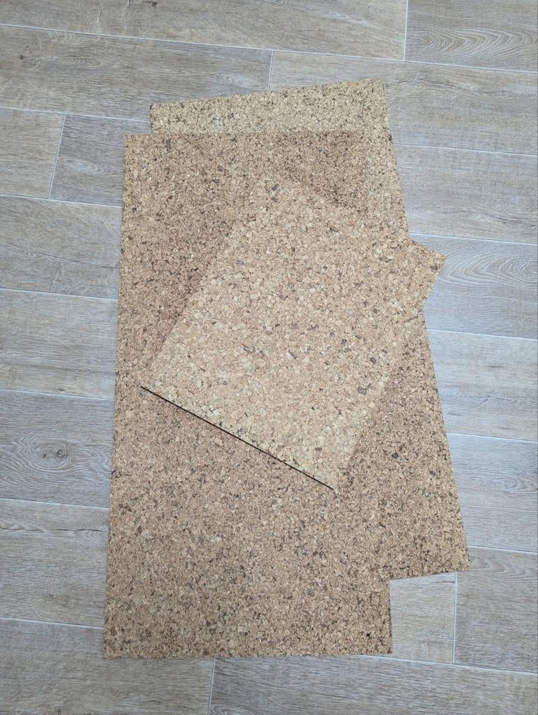 Prikwand kurk platen 1cm dik - 2x 100x50cm, 1x 41x50cm, Ophalen, Zo goed als nieuw, Prikbord