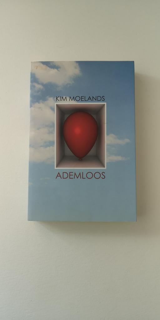 Ademloos - Kim Moelands (Roman), Boeken, Ophalen, Zo goed als nieuw, Kim Moelands, Nederland