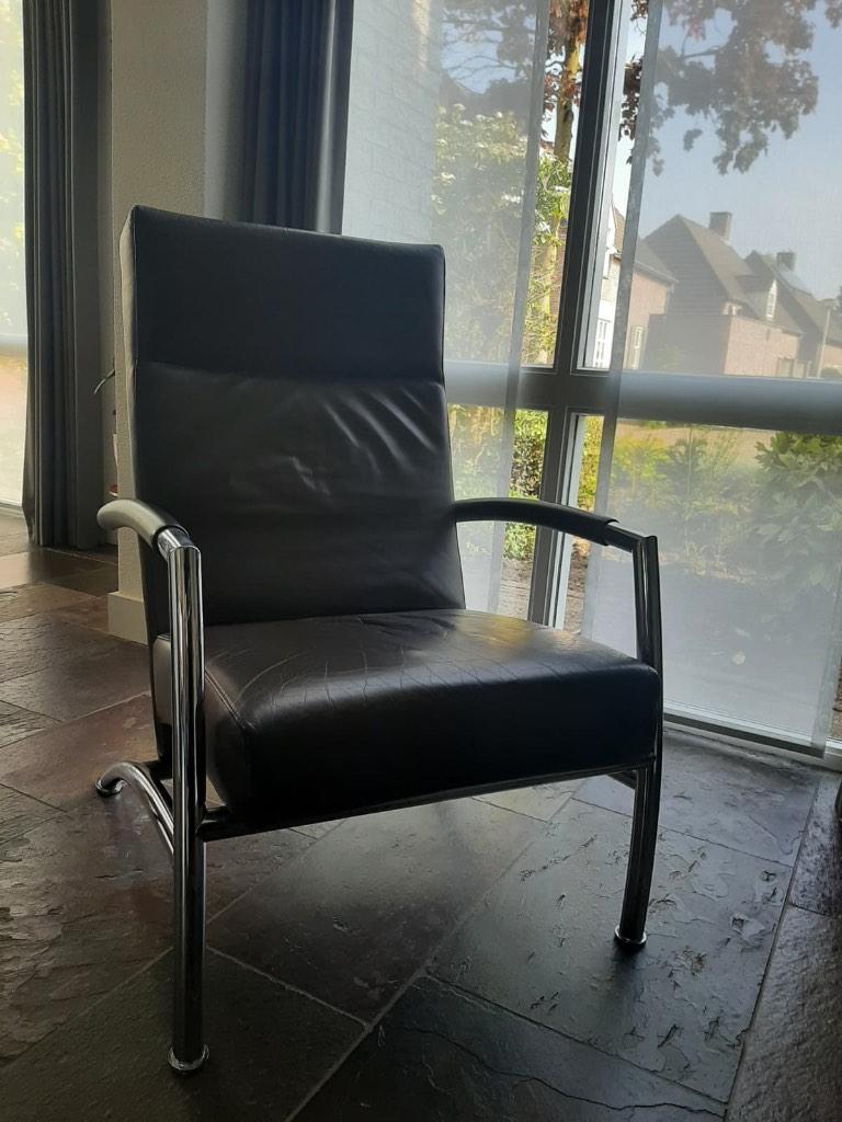 Leolux Helical Fauteuil, Huis en Inrichting, Fauteuils, Gebruikt, Leer, 50 tot 75 cm, 75 tot 100 cm, Ophalen