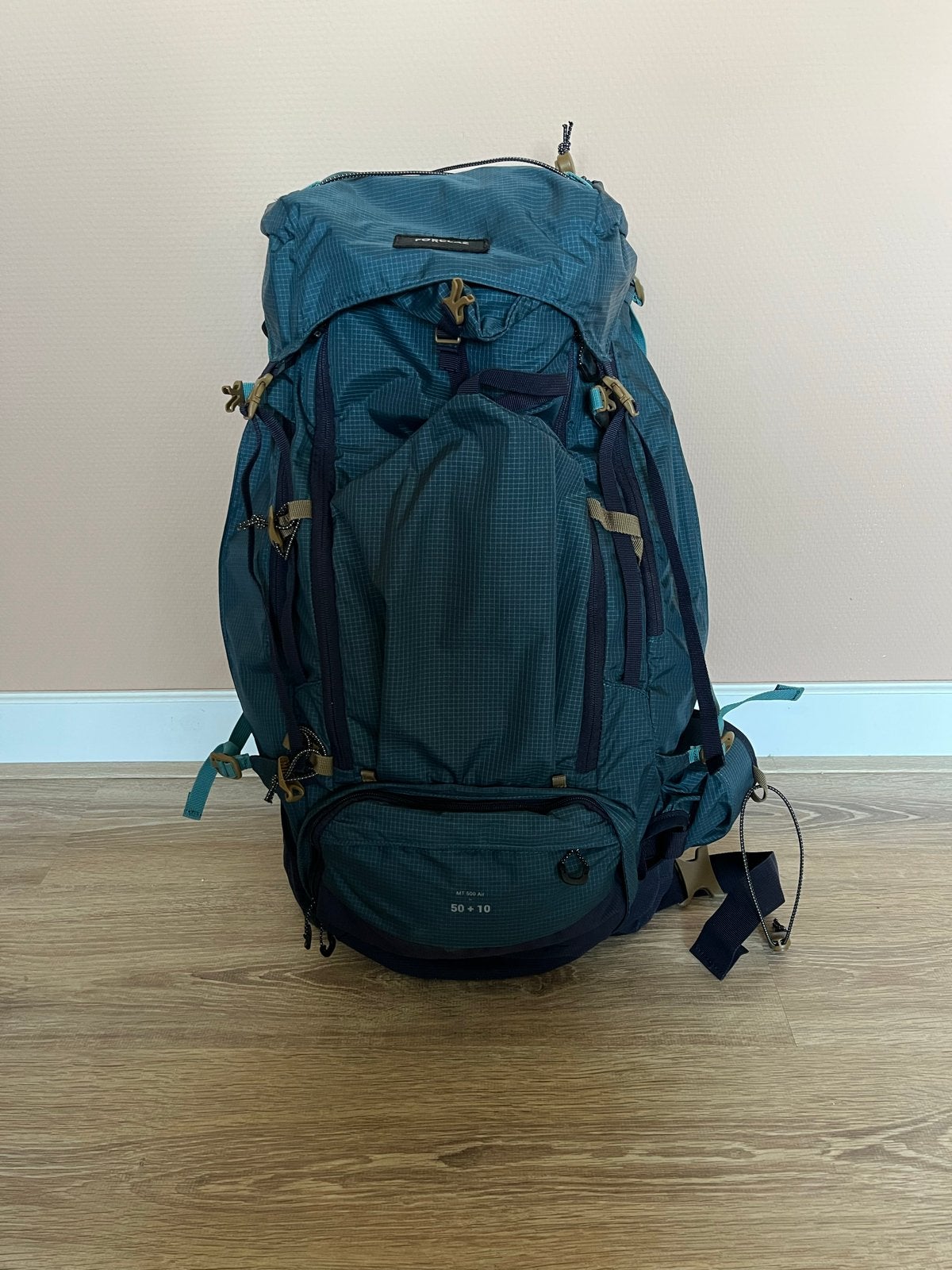 Forclaz Trekking Rugzak Heren 50+10 Liter, Sieraden, Tassen en Uiterlijk, Tassen | Rugtassen, Zo goed als nieuw, Trekking, 60 cm of meer