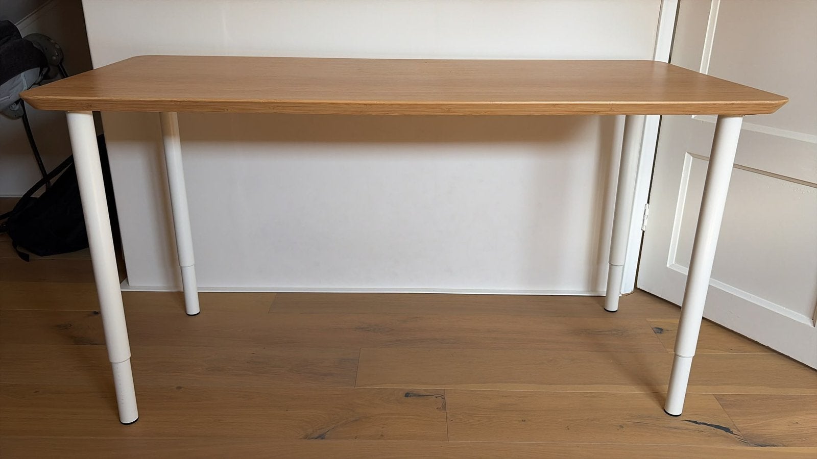 Bureau (bamboe - ANFALLARE) met verstelbare poten, Ophalen, Gebruikt, Scandinavisch, 65 cm