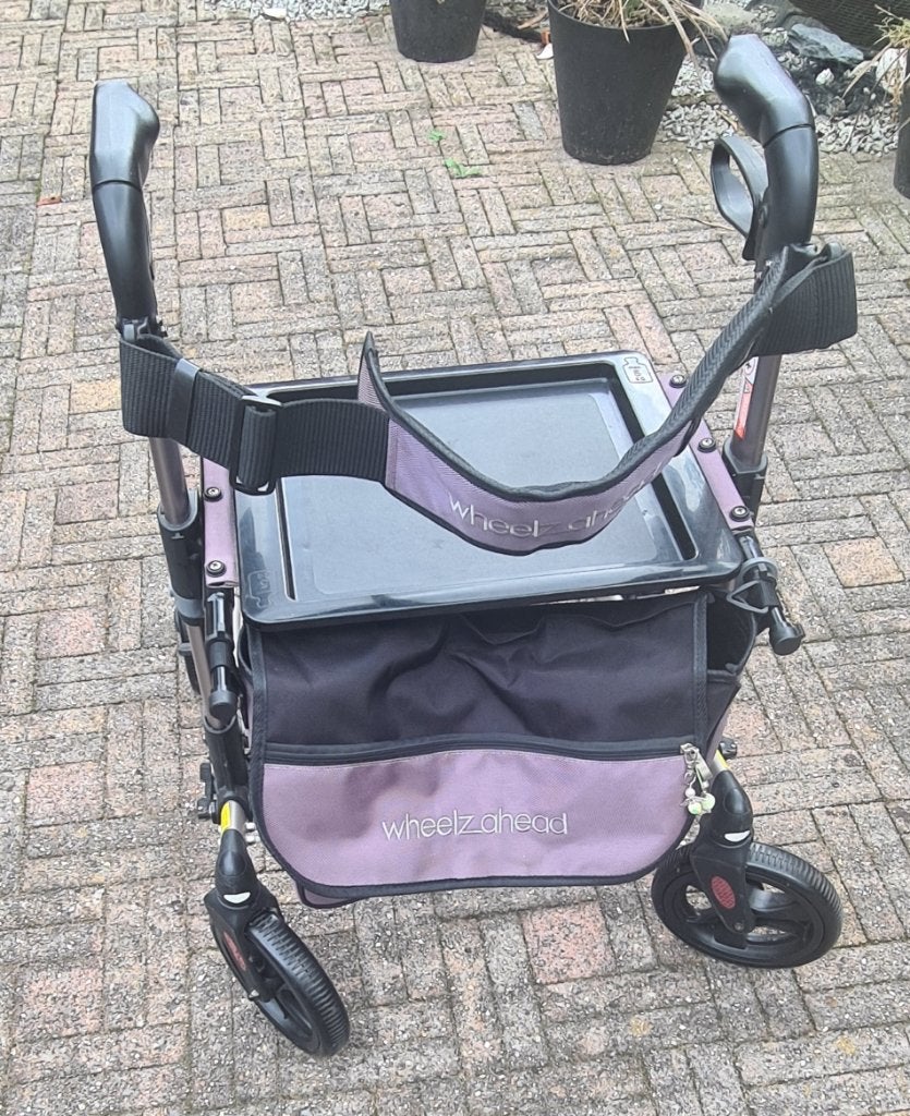 Wheelzahead dubbel opvouwbare Rollator, Ophalen, Opvouwbaar, Zo goed als nieuw