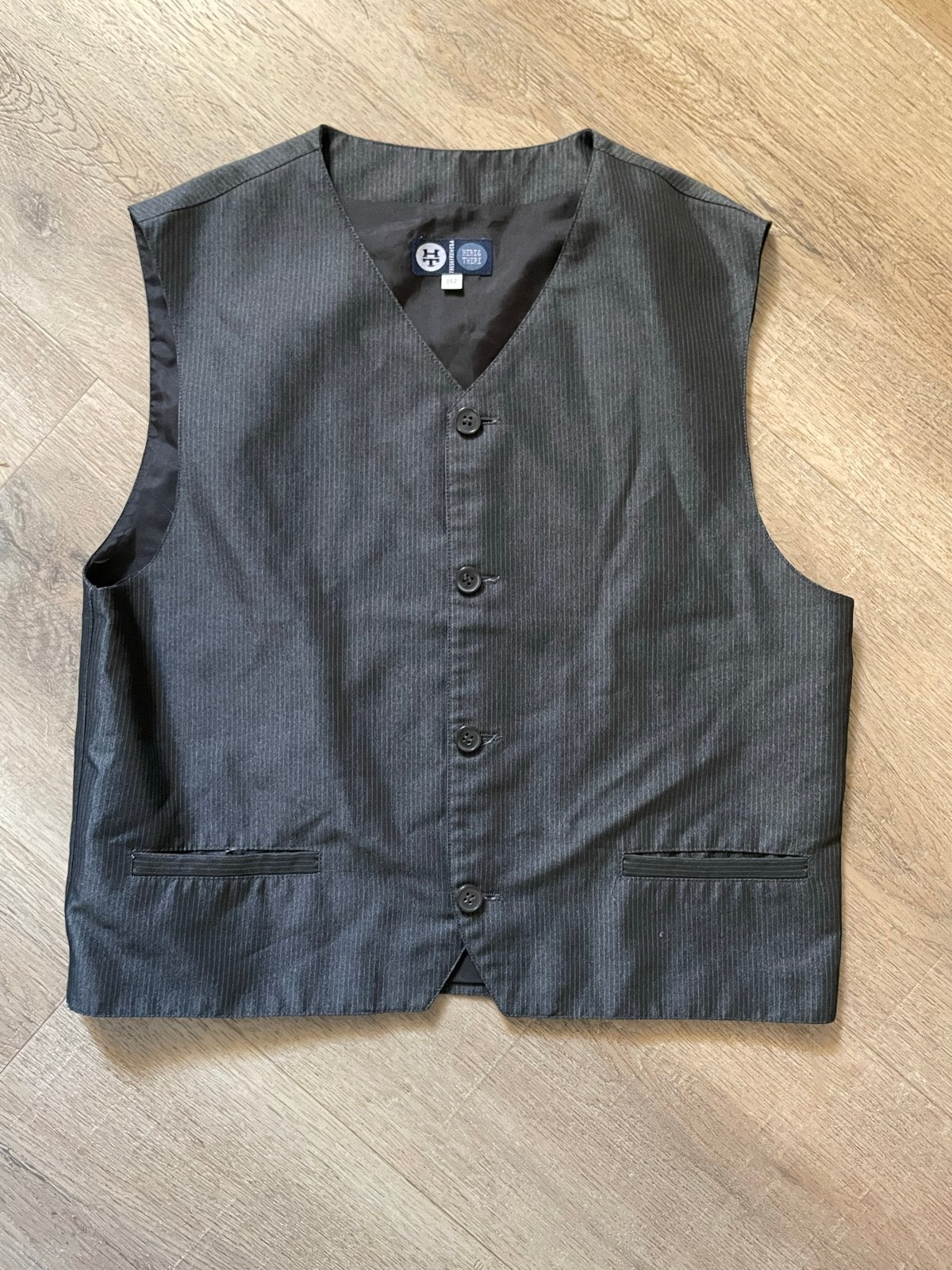 Stijlvol Grijs jongens Gilet - maat 152, Ophalen of Verzenden, Zo goed als nieuw, Jongen, Overige typen