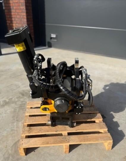 Engcon EC204 | Nieuw / Demo | CW05 | 2026, Zakelijke goederen, Machines en Bouw | Kranen en Graafmachines, Ophalen, Graafmachine