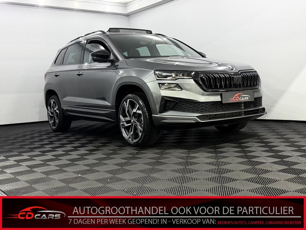 Skoda Karoq 1.5 TSI ACT Sportline Business Panoramadak, Navi, Auto's, Stof, 4 cilinders, 150 pk, 1317 kg