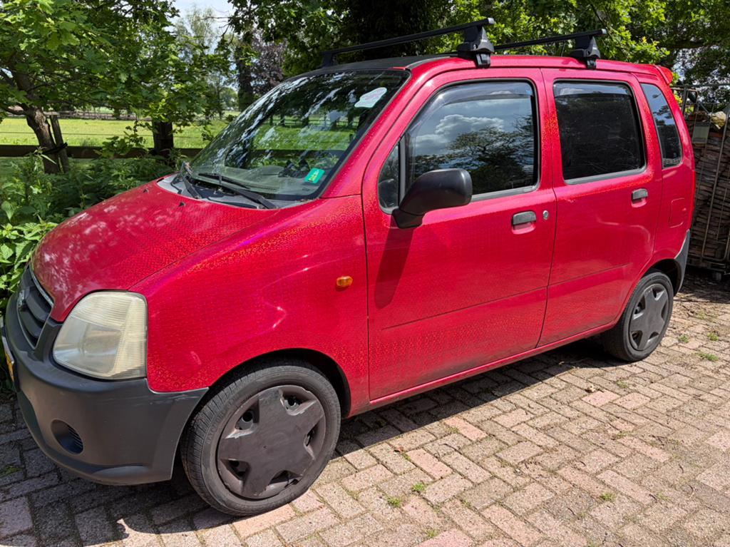 Suzuki Wagon R+ 1.0 2006 Rood, Voorwielaandrijving, 40 €/maand, Zwart, Wagon R+