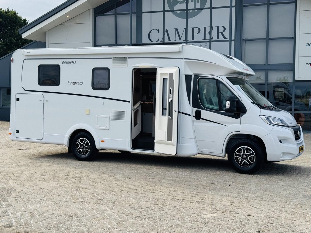 Foto 7 van Dethleffs Trend 7057 Automaat Queensbed Hefbed 2025