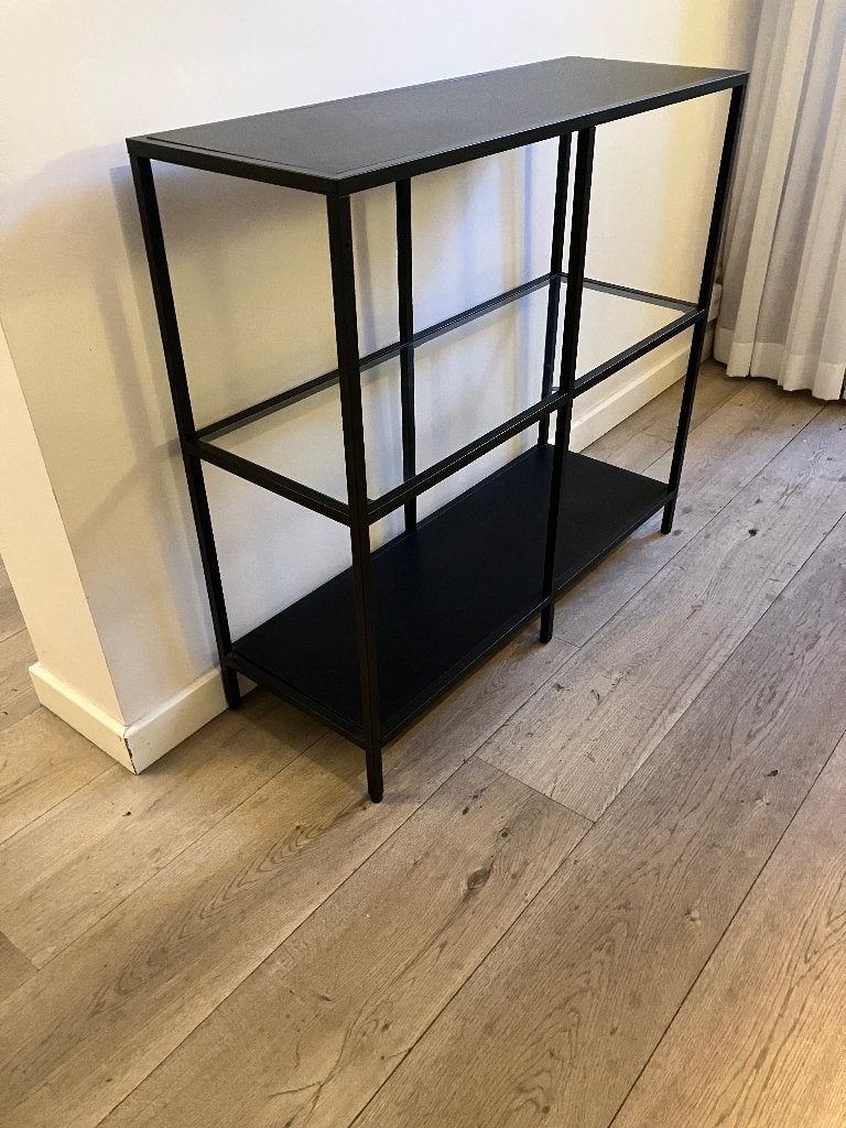 Vittsjô Ikea lage stellingkast, Ophalen, Zo goed als nieuw