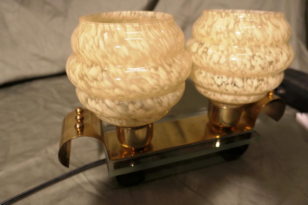 Art Déco tafel/schouwlamp met gemarmerde bollen ., Ophalen of Verzenden