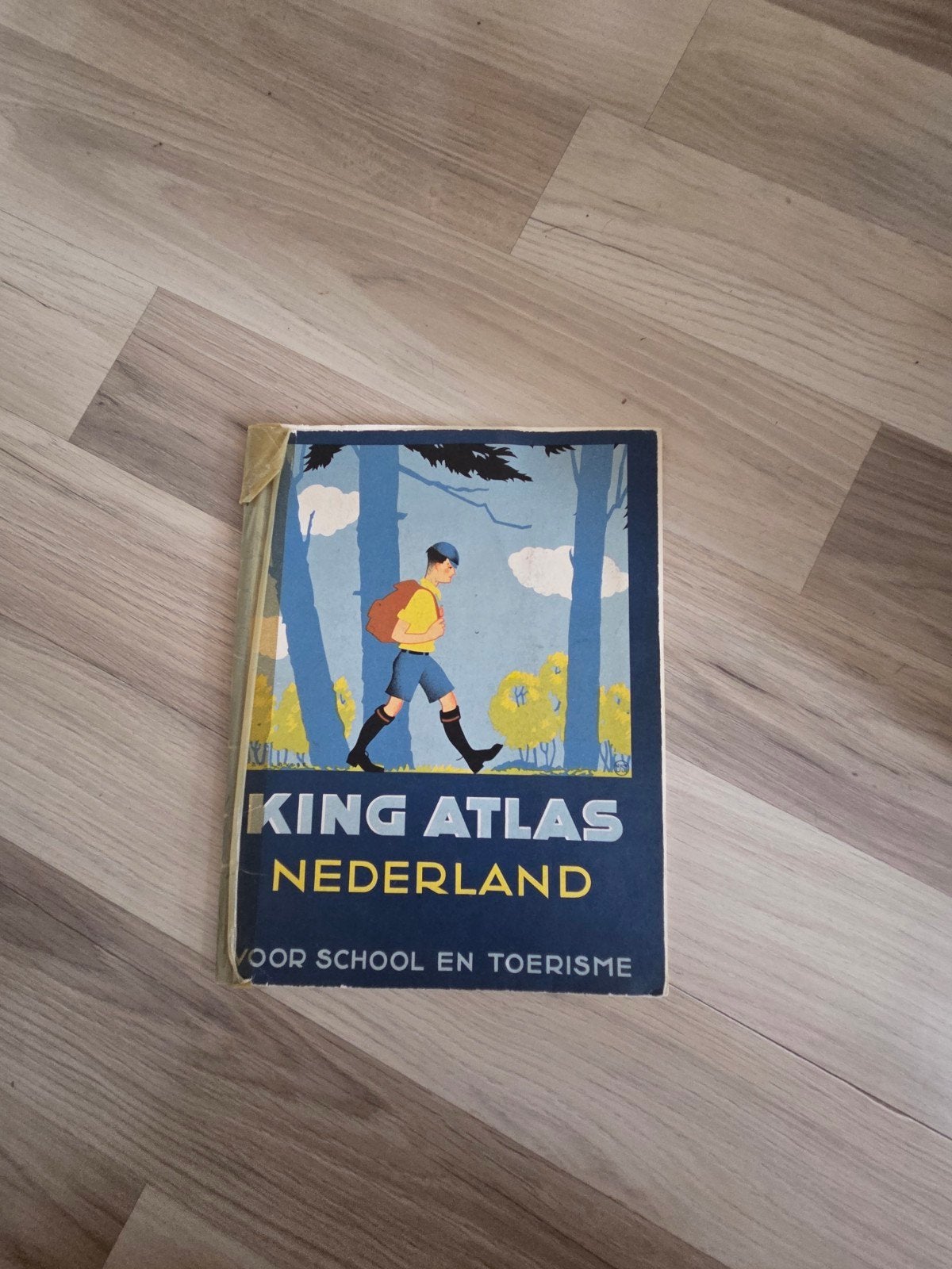 King Atlas Nederland - Voor School en Toerisme (1977), Gelezen, Overige atlassen, Ophalen of Verzenden, 1800 tot 2000