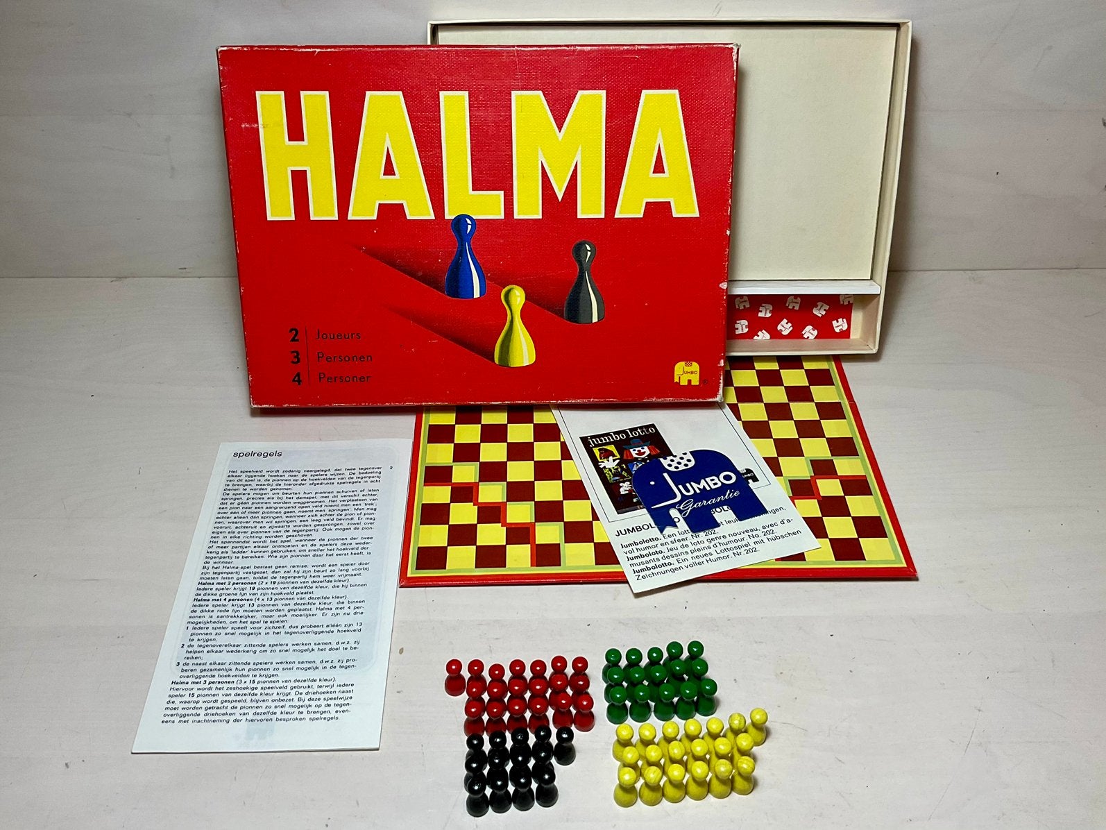 Halma voor 2, 3 of 4 personen houten pionnen, Een of twee spelers, Ophalen of Verzenden, Gebruikt