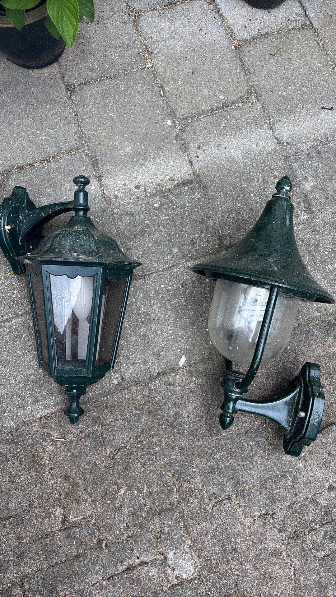 2 buitenlampen, Ophalen, Gebruikt, Wandlamp, Netvoeding