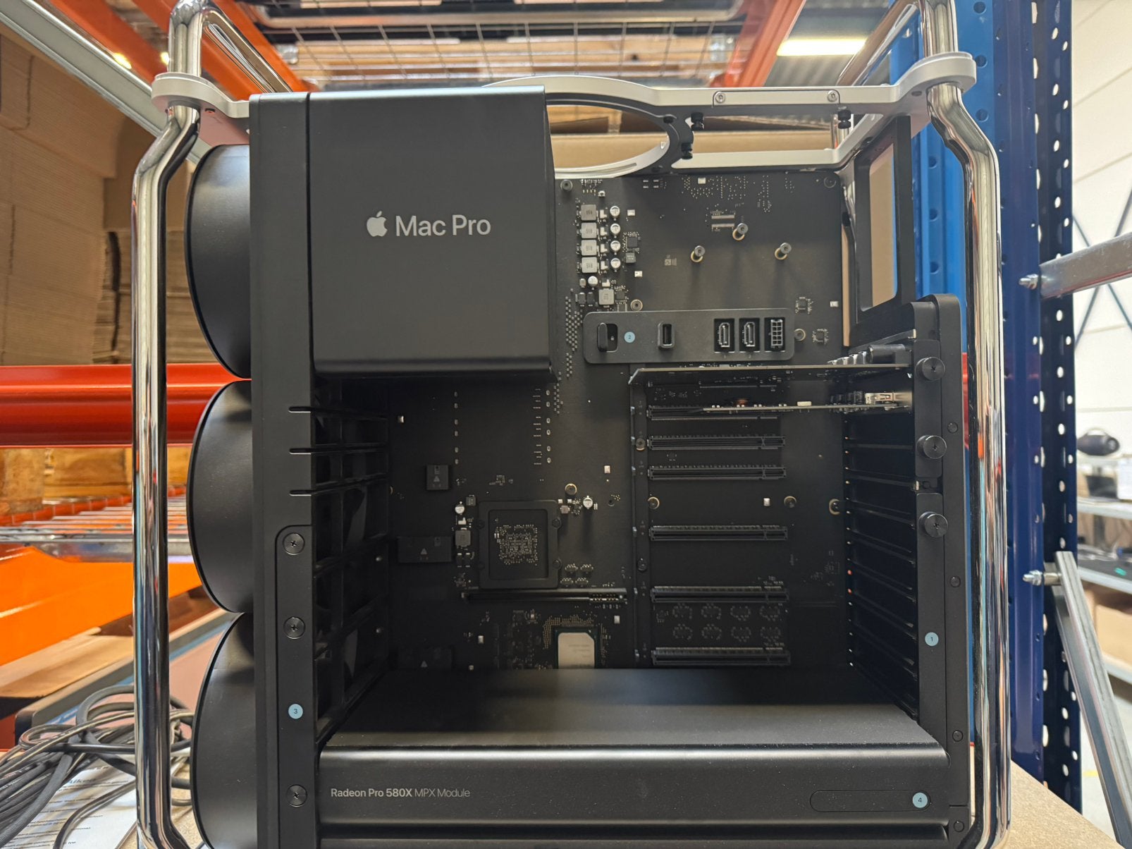 Mac pro 2019, Ophalen of Verzenden, Zo goed als nieuw