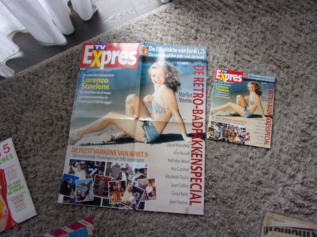 1998 TV EXPRESS MARILYN MONROE op cover +POSTER MM/NIEUWSTA, Verzamelen, Ophalen, Zo goed als nieuw, Boek, Tijdschrift of Artikel