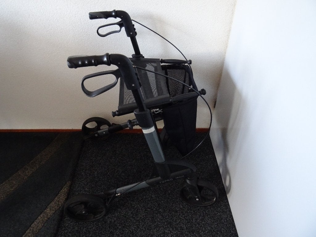 Topro Troja rollator, Ophalen, Opvouwbaar, Zo goed als nieuw