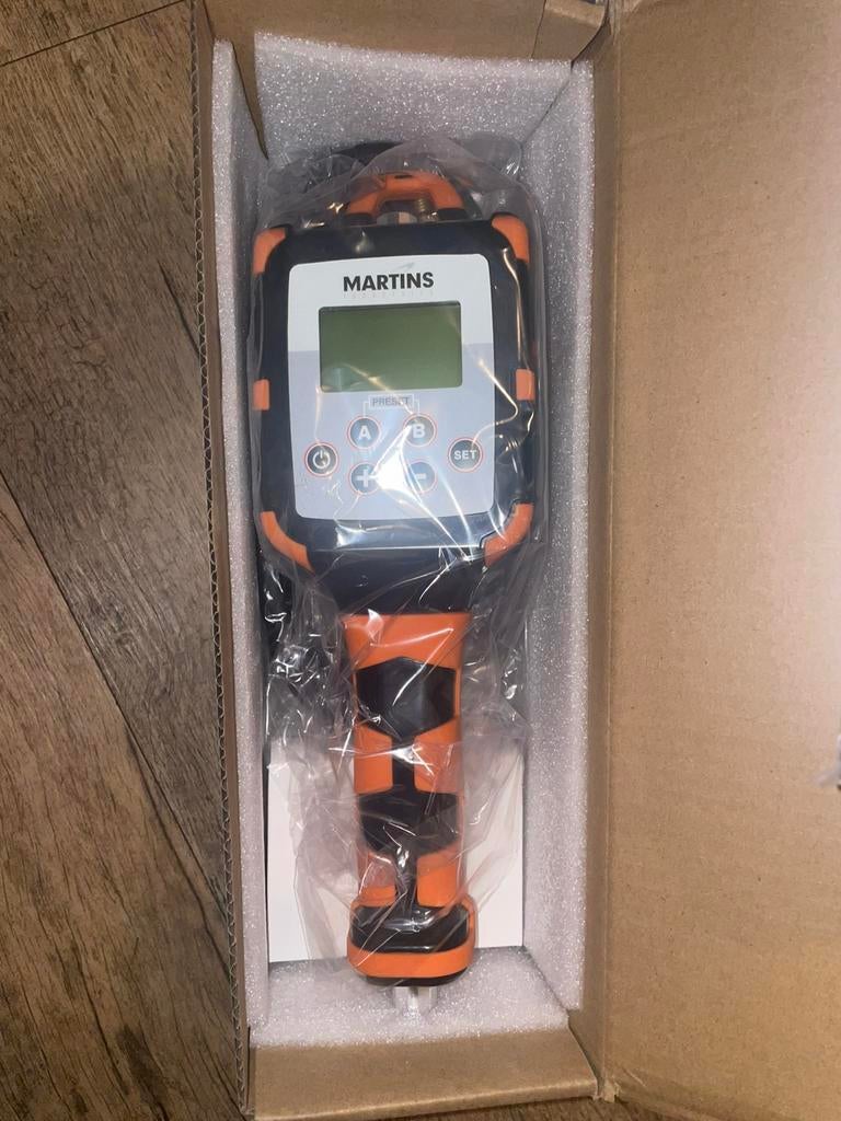 Elektrische bandenpomp, Auto diversen, Autogereedschap, Ophalen of Verzenden, Zo goed als nieuw