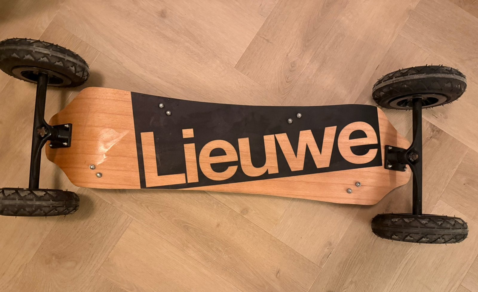 Lieuwe Mountainboard – Custom Made - landboard flyboard, Ophalen, Twintip, Kiteboard, Zo goed als nieuw