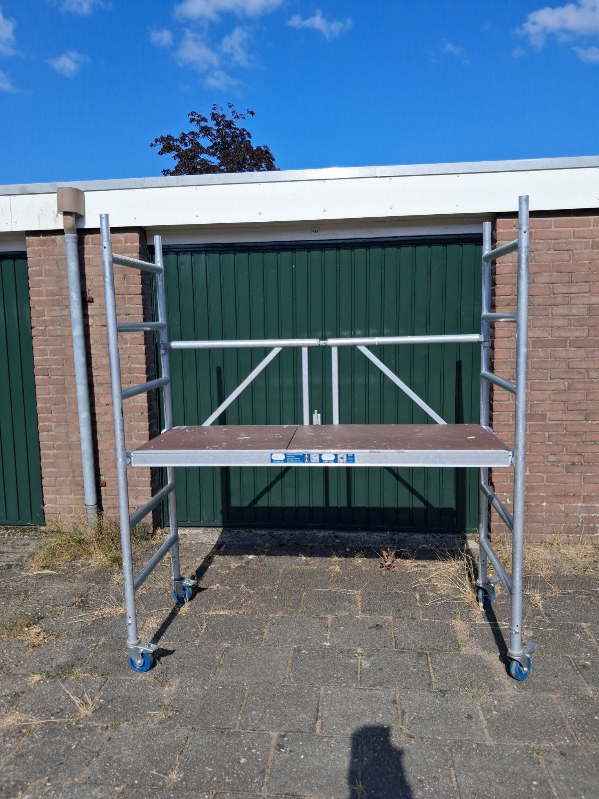 Kamersteiger te huur – Compact, stevig en in hoogte verstelb, Ophalen, Rolsteiger of Kamersteiger, Minder dan 2 meter