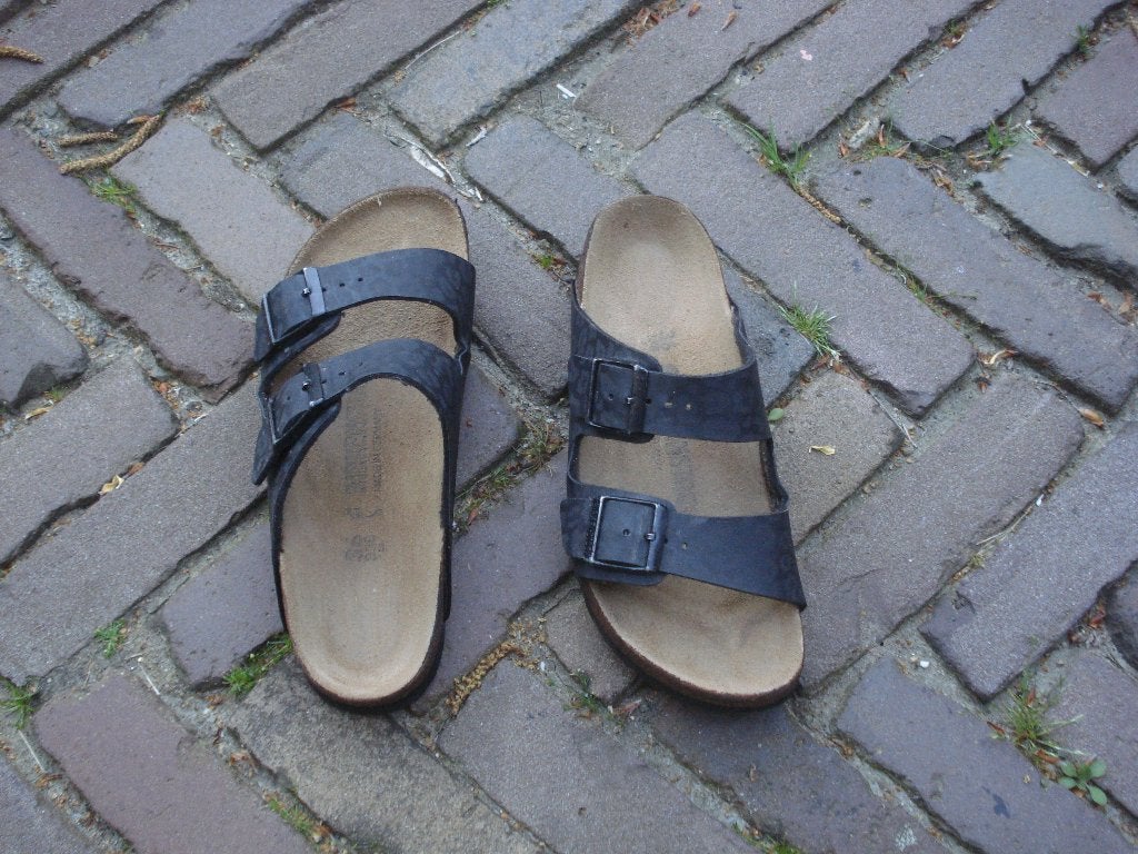 BIRKENSTOCK ARIZONA ZWART 36 NU GRATIS VERZENDING PER POST, Slippers, Verzenden, Zwart, Zo goed als nieuw