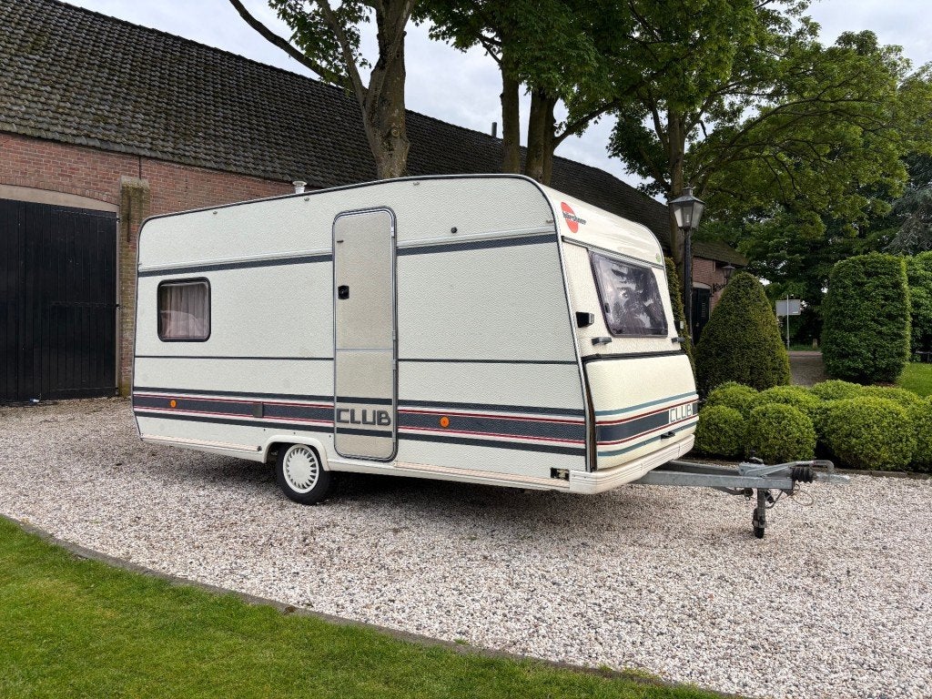 Burstner CLUB/LUIFEL/ZEER NETTE STAAT, Caravans en Kamperen, Caravans, Not publicly available, Bürstner GmbH & Co. KG, Bedrijf