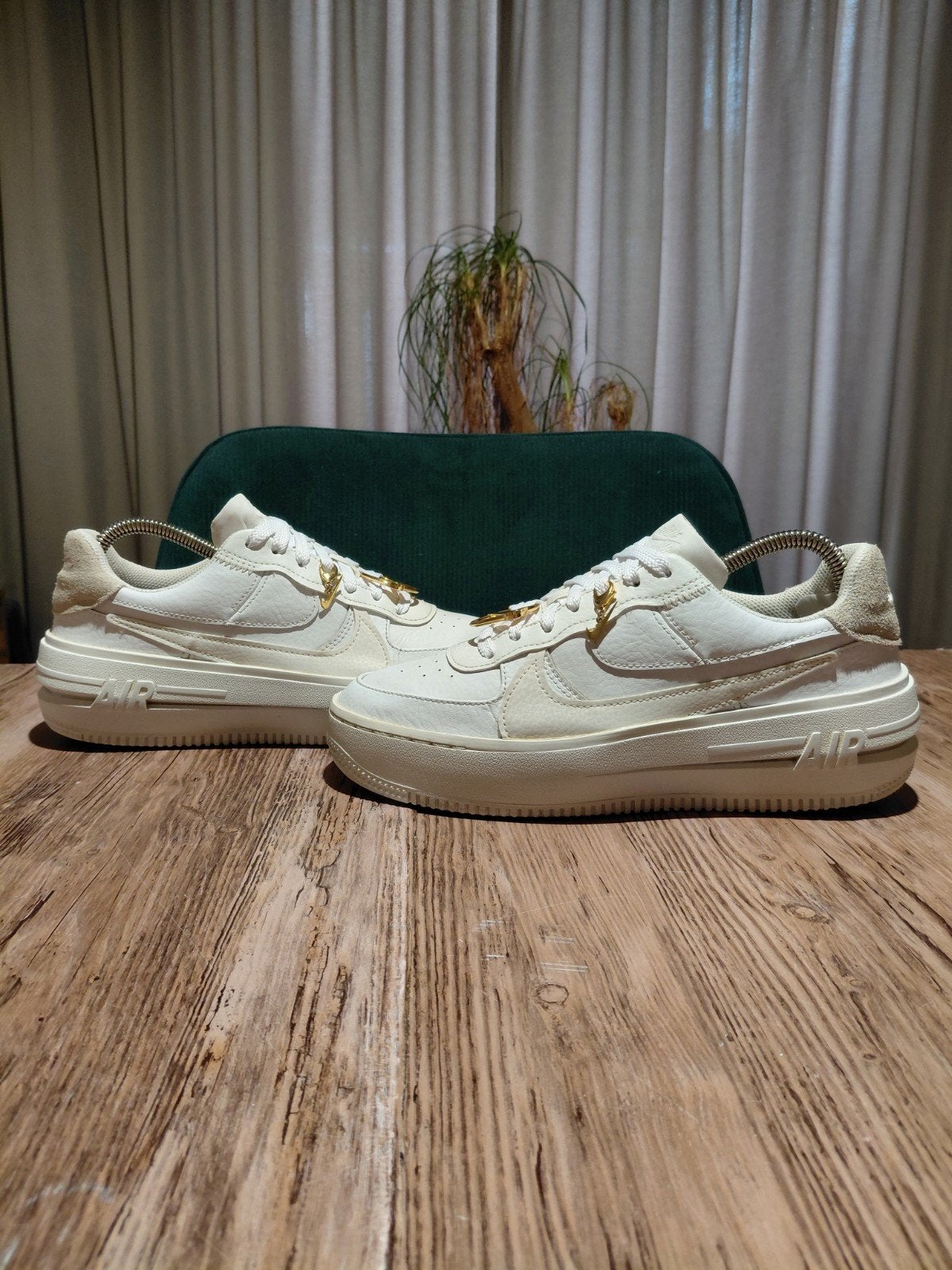 Nike Air Force 1 Platform 'Bling Bling' Size 39, Wit, Ophalen of Verzenden, Sneakers of Gympen, Gedragen