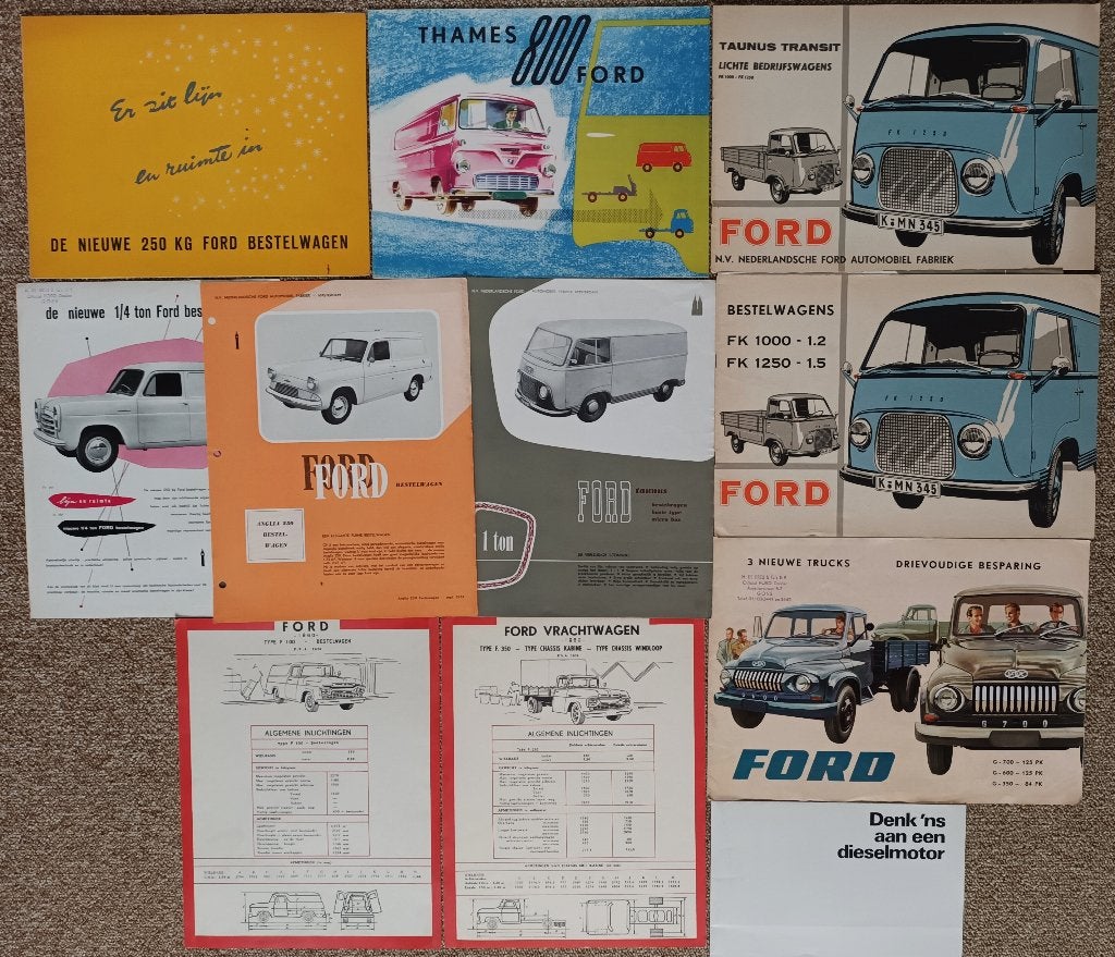 Te Koop aangeboden: Diverse folders Ford bedrijfswagens, Gelezen, Ford, Verzenden, Ford