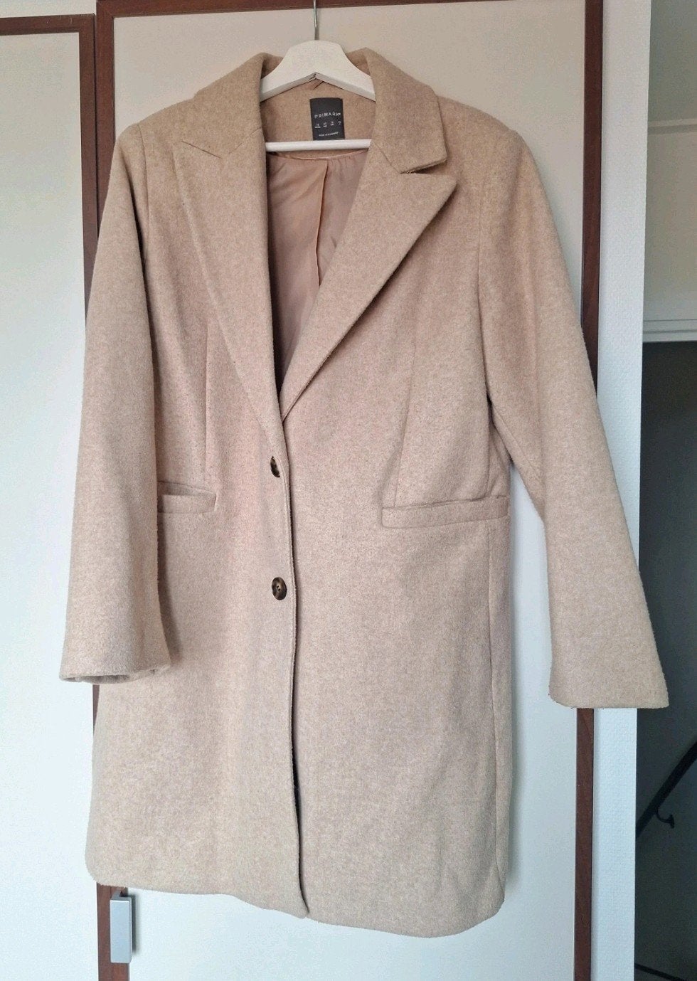 Lange tussen jas beige, Primark, Beige, Maat 42/44 (L), Ophalen of Verzenden