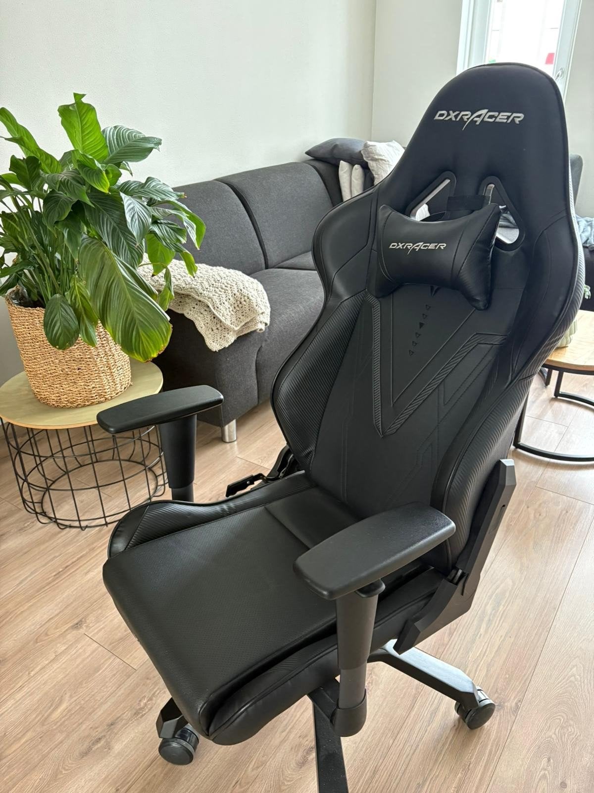 DXRacer Valkyrie V03 Gaming Bureaustoel - Zwart, Huis en Inrichting, Bureaustoelen, Ophalen, Gaming bureaustoel, Zo goed als nieuw