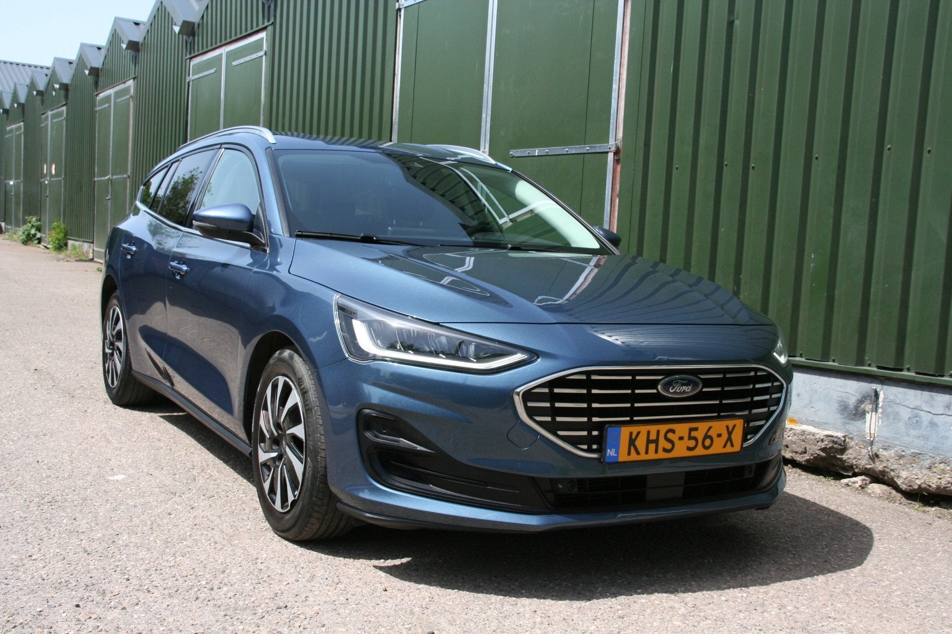 Ford Focus Wagon 1.0 EcoBoost Hybrid Titanium Style AUTOMAAT, Gebruikt, Blauw, Hybride Elektrisch/Benzine, 3 cilinders