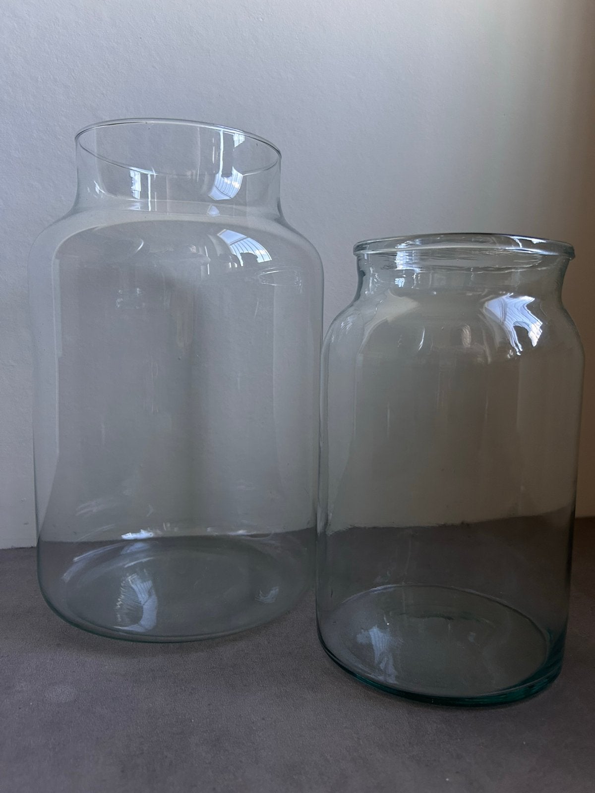 Vazenset van twee glazen vazen, Ophalen, Gebruikt, Transparant, Glas