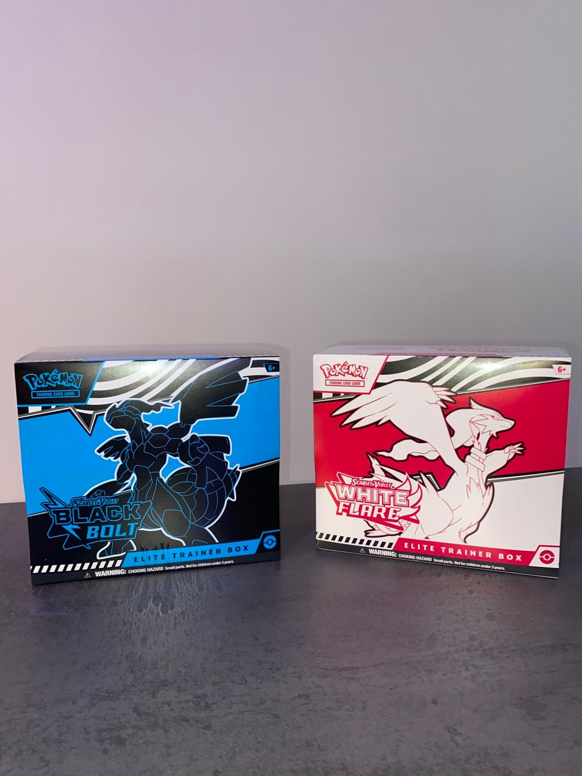 Pokemon white flare & black bolt etb, Ophalen of Verzenden, Zo goed als nieuw