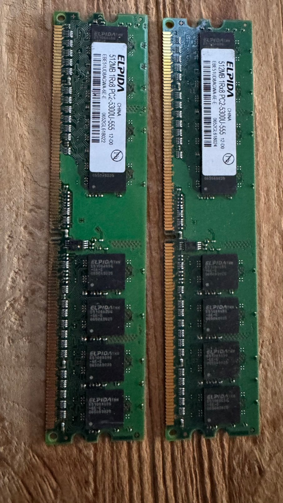 2 x 512 ddr2 geheugen, Computers en Software, RAM geheugen, Ophalen of Verzenden, Zo goed als nieuw, DDR2, Desktop