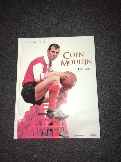 Te koop: dik boek coen moulijn (tweede druk) feyenoord zgan, Verzamelen, Ophalen of Verzenden, Zo goed als nieuw, Feyenoord, Boek of Tijdschrift
