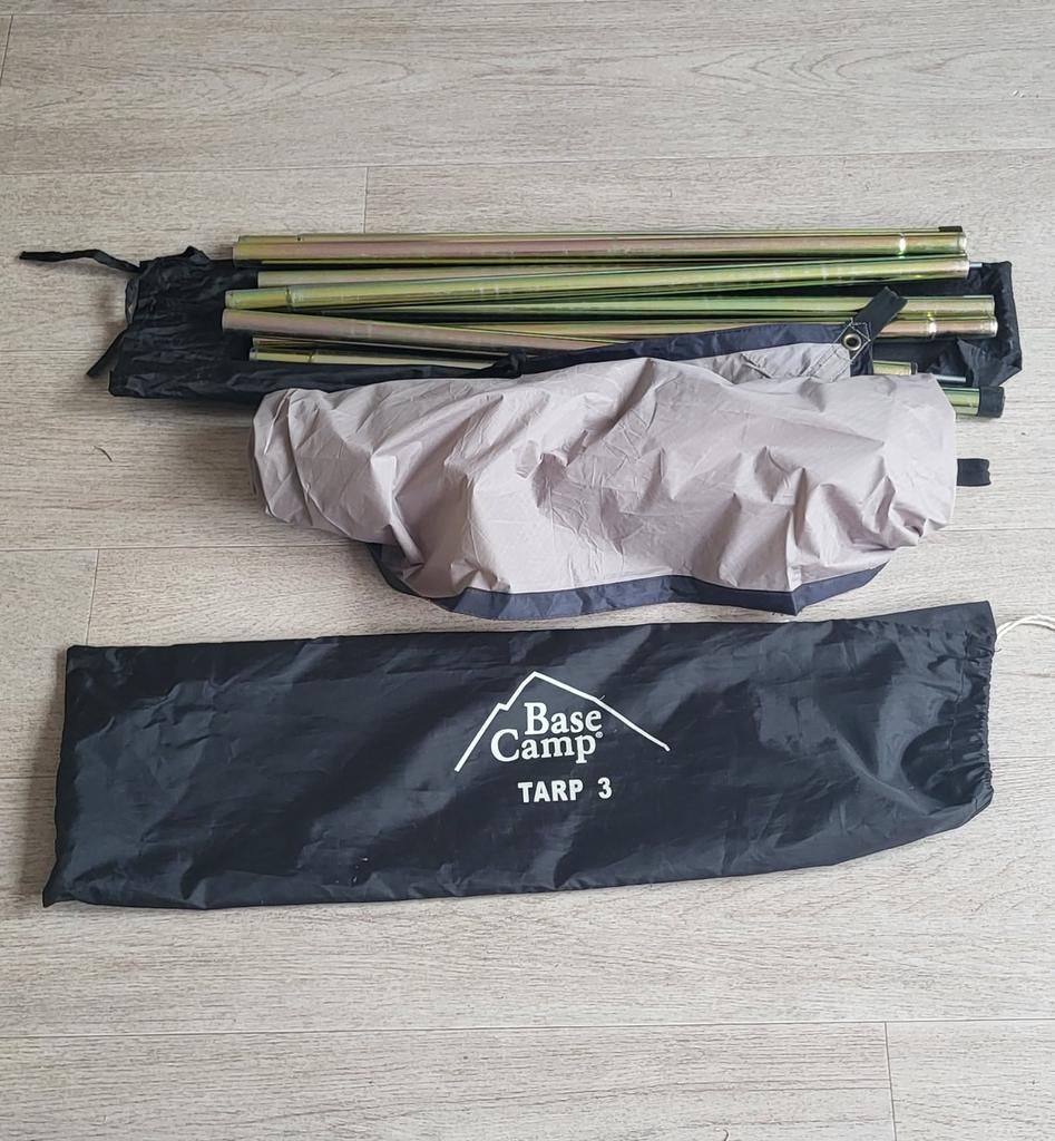 Base Camp Tarp 3 - Compleet met stokken, Ophalen of Verzenden, Gebruikt