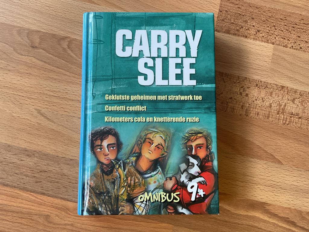 Carry Slee Omnibus: 3 prachtige verhalen, Boeken, Ophalen of Verzenden, Zo goed als nieuw, Fictie