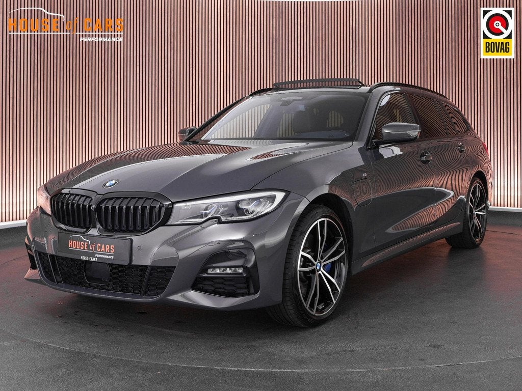 BMW 3-serie 330e Touring xDrive |M-sport|schuif/kantel|Laser, Stof, Gebruikt, 4 cilinders, Plug-in hybride