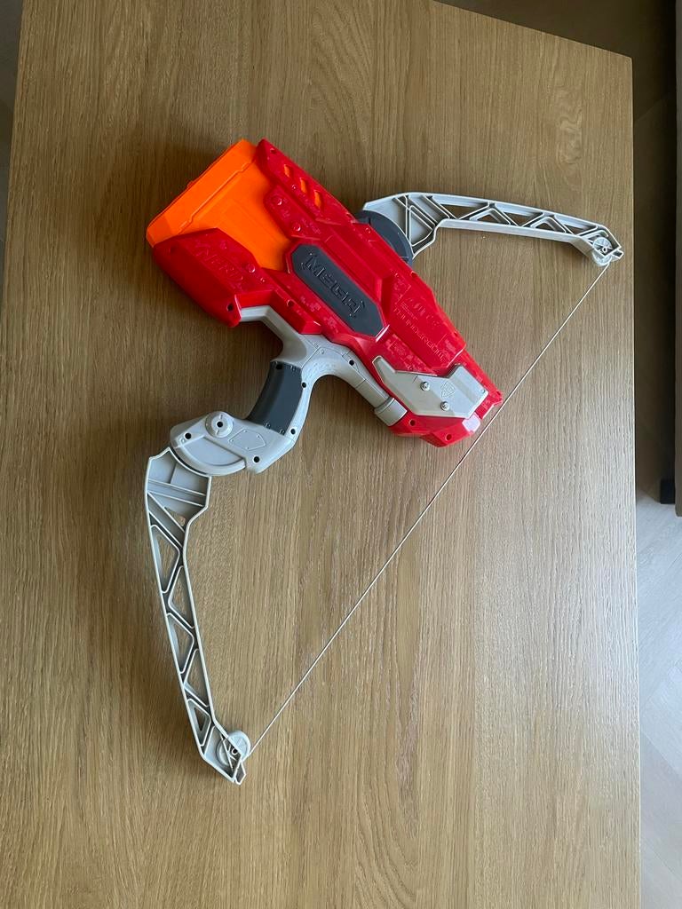 Nerf Mega Thunderbow Blaster - Boogschieten Plezier, Ophalen of Verzenden, Gebruikt, Jongen of Meisje