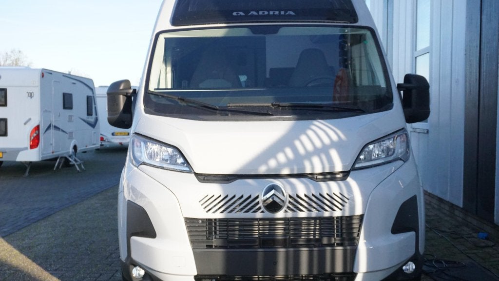 Adria Twin 600 SLB Citroën Edition Automaat, Caravans en Kamperen, Campers, Automaat, Ringverwarming, Tot en met 2, 6 tot 7 meter