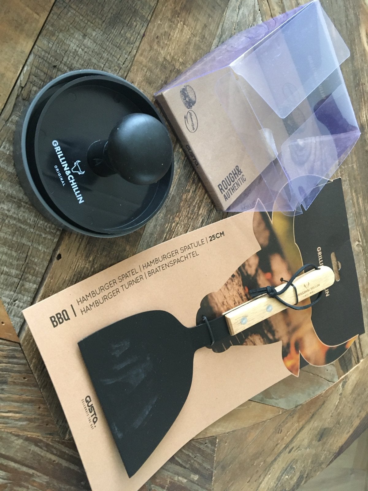 Nieuwe BBQ set: Hamburgerpers en Spatel van Gusto, Ophalen, Nieuw