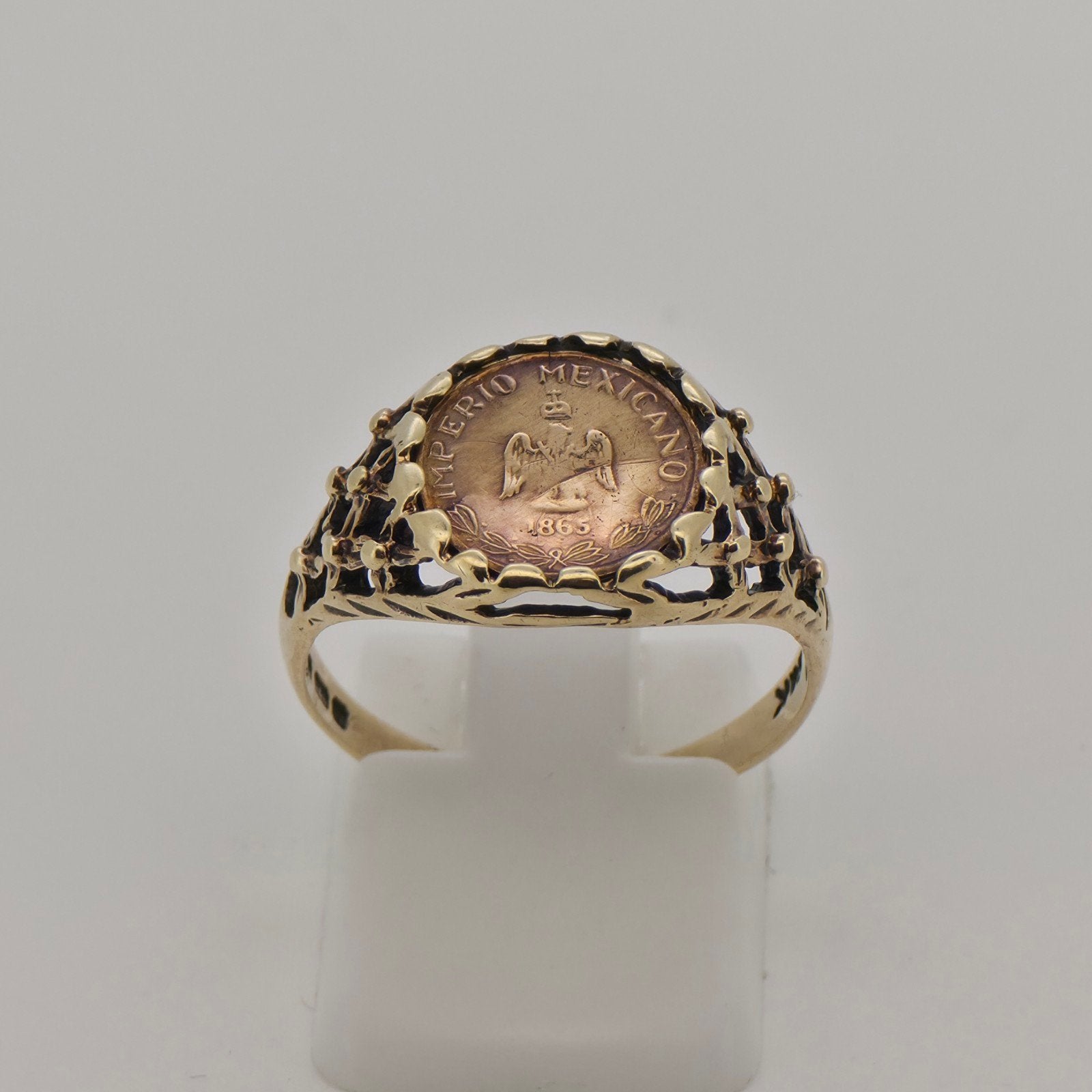 Gouden ring 9k (375) met munt, maat 18, Sieraden, Tassen en Uiterlijk, 18 tot 19, Gebruikt, Ophalen of Verzenden, Dame of Heer