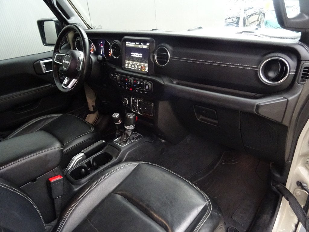 Jeep GLADIATOR 3.0 V6 OVERLAND * GRIJS KENTEKEN en/of 5 ZITP, Automaat, Gebruikt, 136 kg, Leder