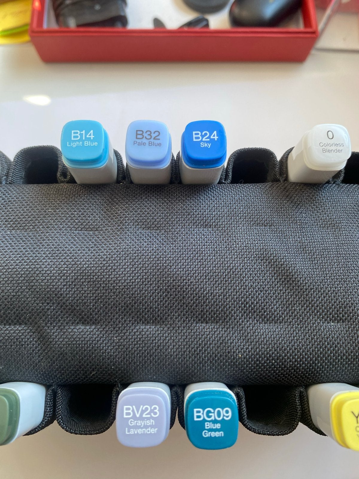 Copic Sketch Markers Set met Etui - Diverse Kleuren, Hobby en Vrije tijd, Ophalen of Verzenden, Zo goed als nieuw, Potlood of Stift