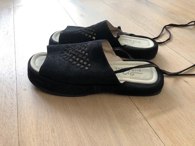 Dick Boons zwarte prachtige suede sandalen maat 41, Kleding | Dames, Schoenen, Zwart, Zo goed als nieuw, Dick Boons, Sandalen of Muiltjes