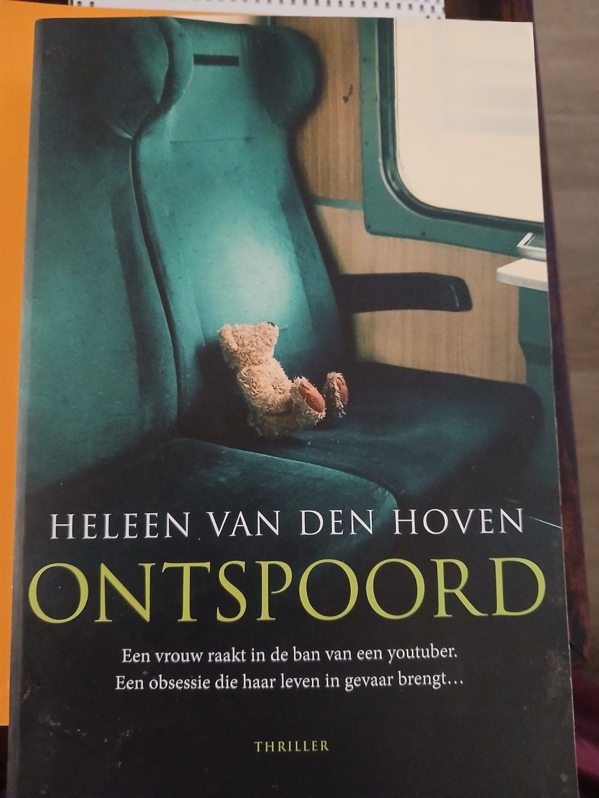 Heleen van den Hoven - Ontspoord - club, Boeken, Ophalen of Verzenden, Zo goed als nieuw, Heleen van den Hoven