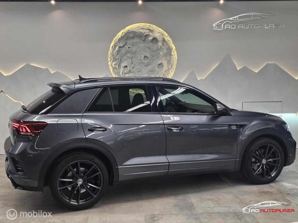 Volkswagen T-Roc 2.0 TSI 4Motion R Panorama/Akrapovic/Carpla, Auto's, Zwart, 4 cilinders, 1984 cc, Alcantara
