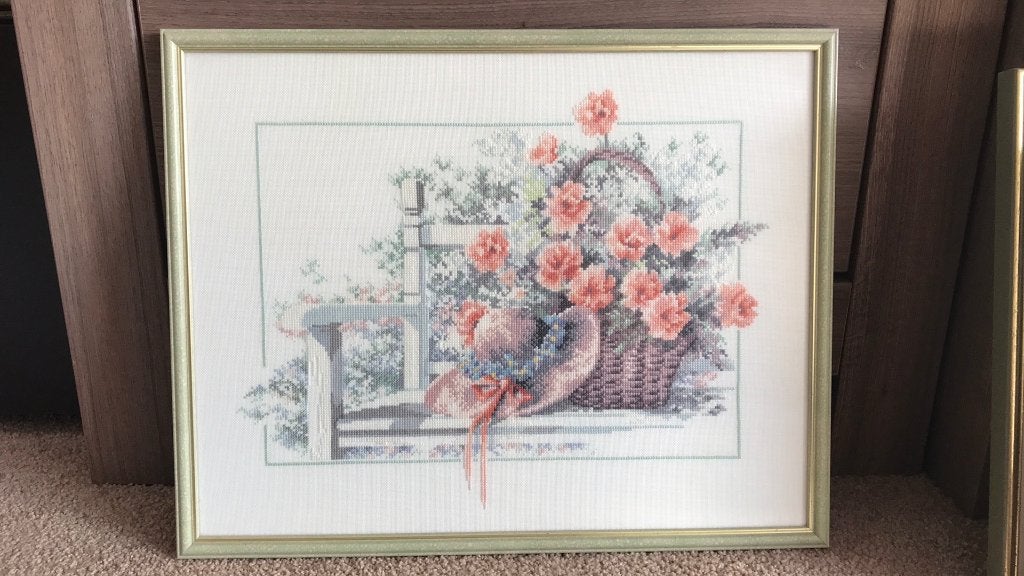 Geborduurde lijst met bloemen, Ophalen of Verzenden, Gebruikt