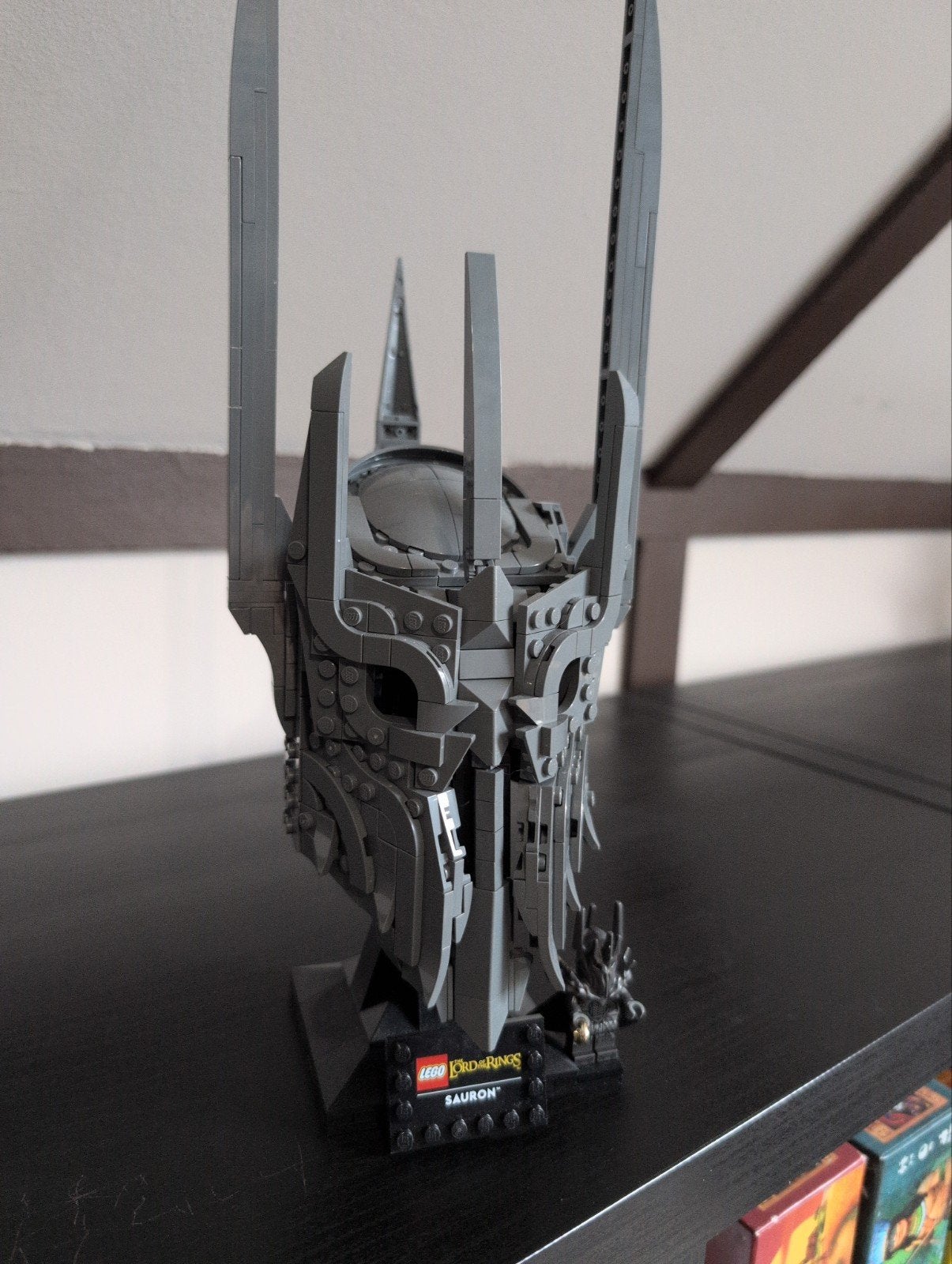 LEGO Lord of the Rings Sauron Helm (met doos en boekje), Ophalen of Verzenden, Zo goed als nieuw, Overige merken