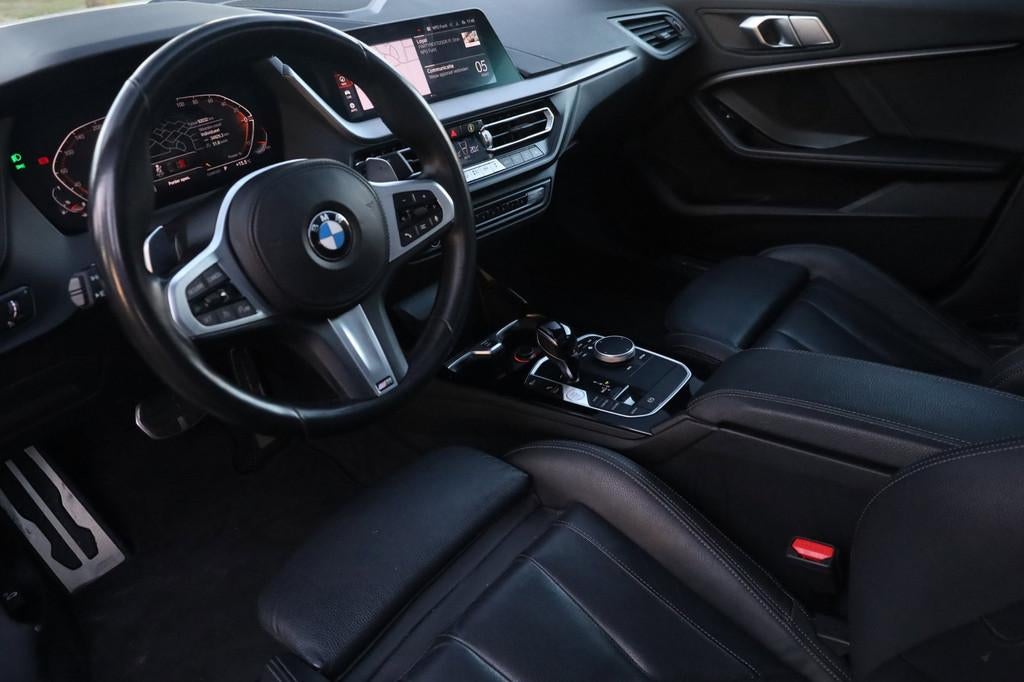 BMW 2-serie Gran Coupé 220i M-Performance Edition Aut. | M-, Auto's, BMW, 1998 cc, Gebruikt, 4 cilinders, Wit
