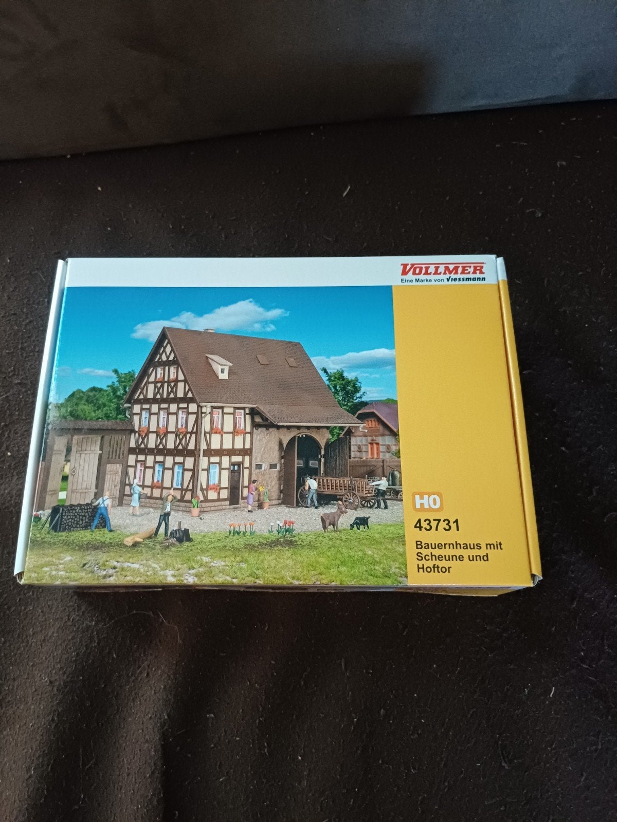 Vollmer H0 43731 Boerderij met schuur en poort - Nieuw, Ophalen of Verzenden, Nieuw, Brug, Tunnel of Gebouw, Overige merken