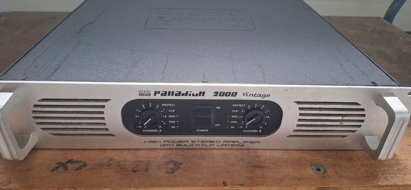 DAP Audio Palladium 2000 Vintage Eindversterker, Overige merken, Gebruikt, Ophalen of Verzenden, 120 watt of meer